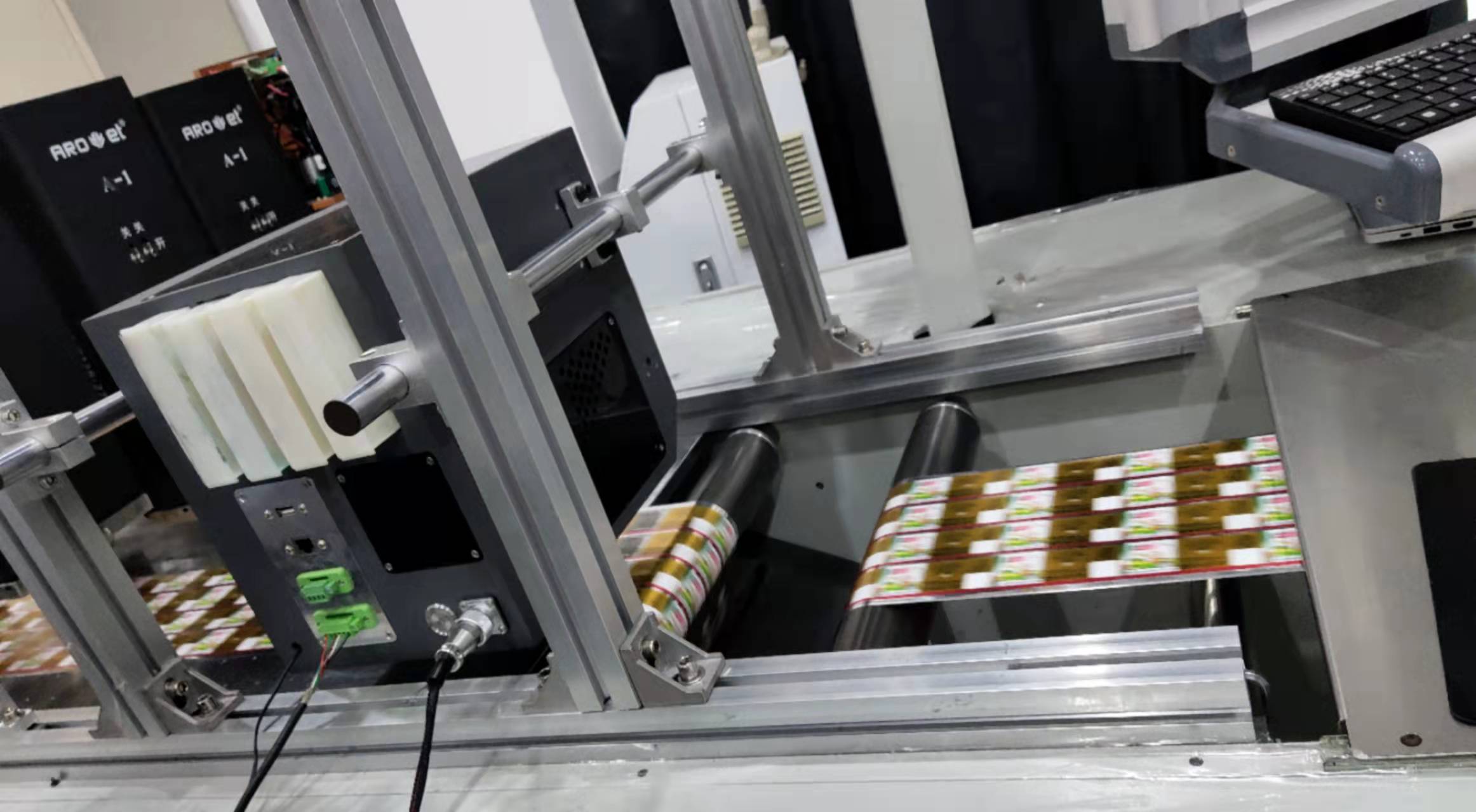 喷码知识：喷码机是干什么的？？？？？？？？